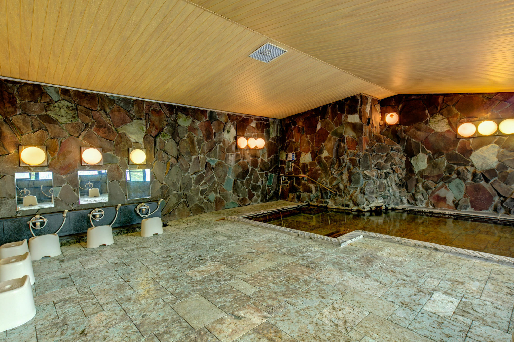 Yugawara Mizunokaori Hotel Exterior photo